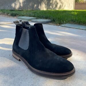 Steve Madden All Black Chelsea Boots